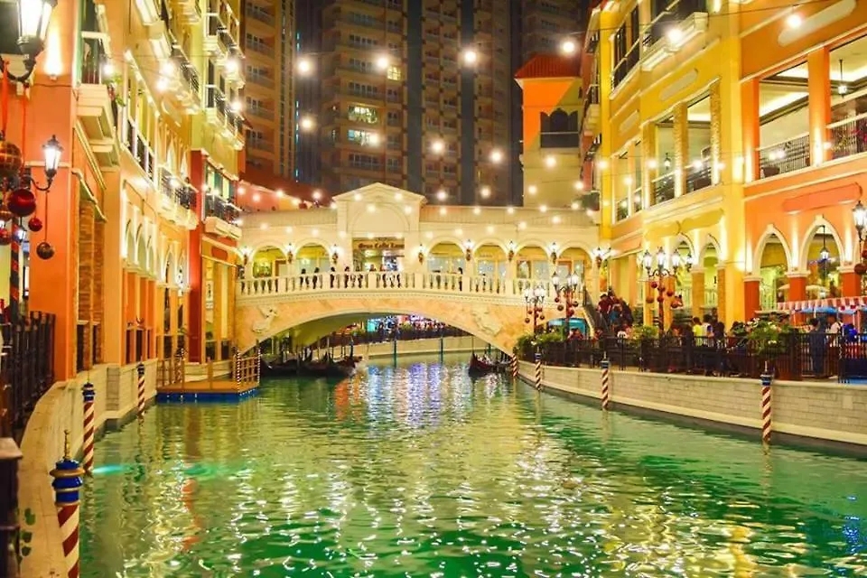 Venice Luxury Residences Taguig 0*,